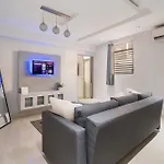 New - Cozy San Juan Condo - 3-Min Walk To Beach Front