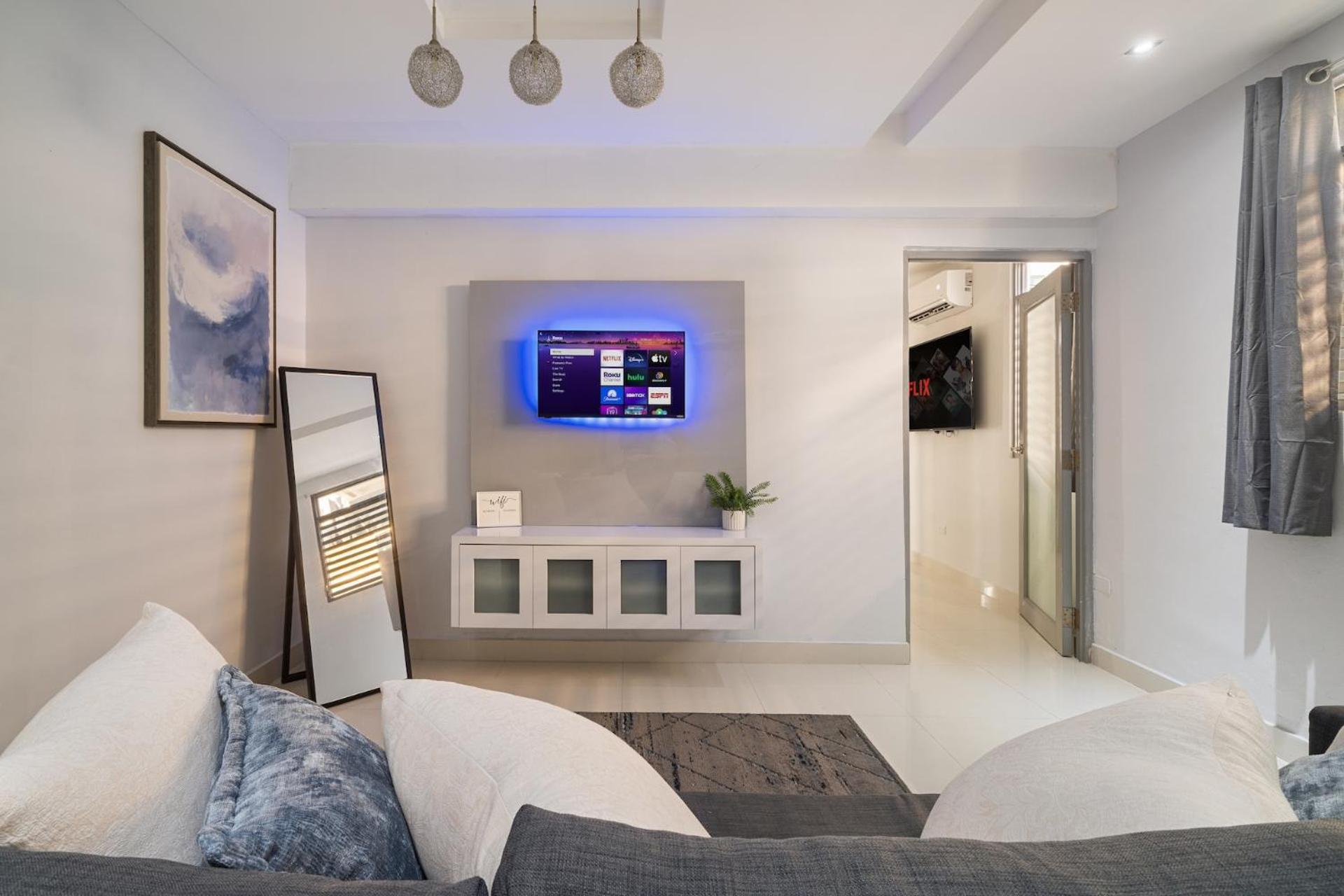 New - Cozy - 3-min Walk To Front Apartment *