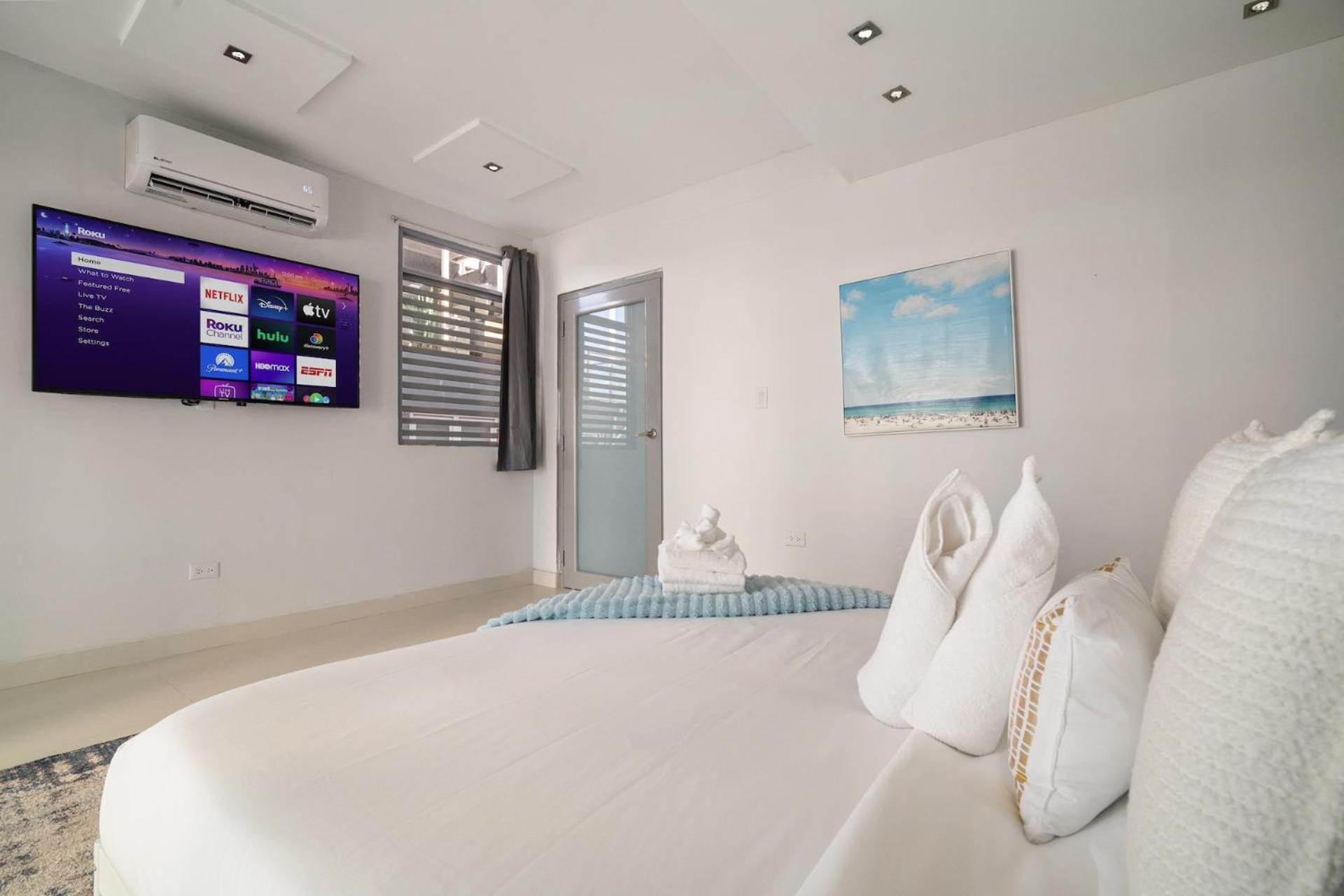 New - Cozy - 3-min Walk To Front San Juan